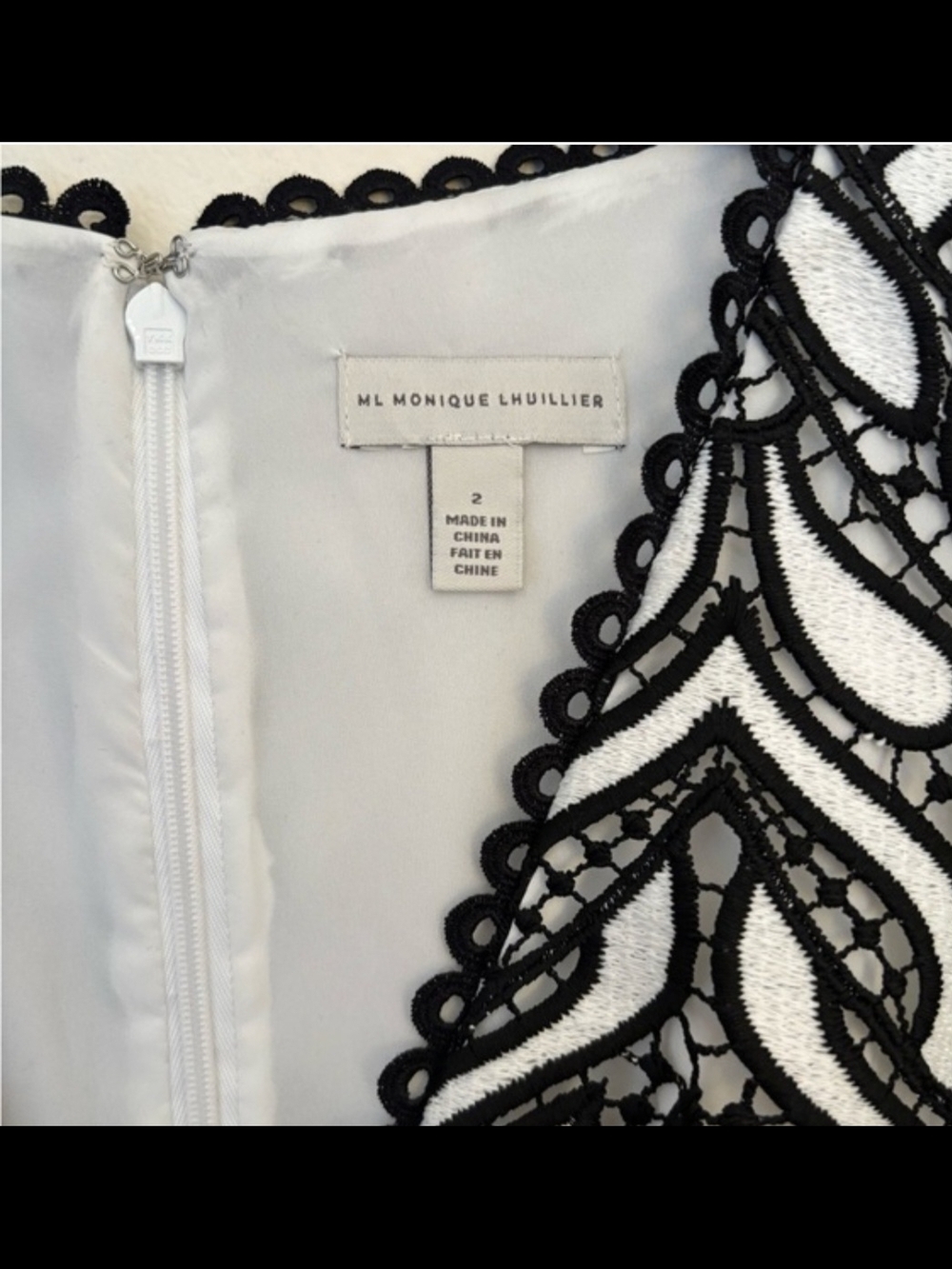 Monique Lhuillier Black and White Lace-Effect V-Neck Maxi Dress - Picture 7 of 7